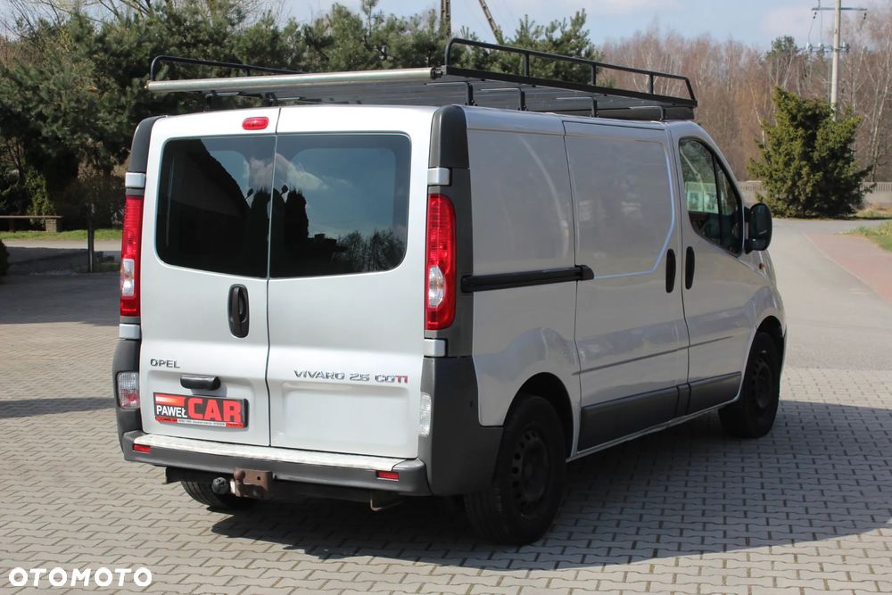 Opel Vivaro - 5