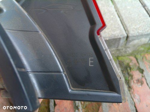 TOYOTA COROLLA CROSS 20+ PRAWA TYLNA LAMPA ORYGINAŁ - 7
