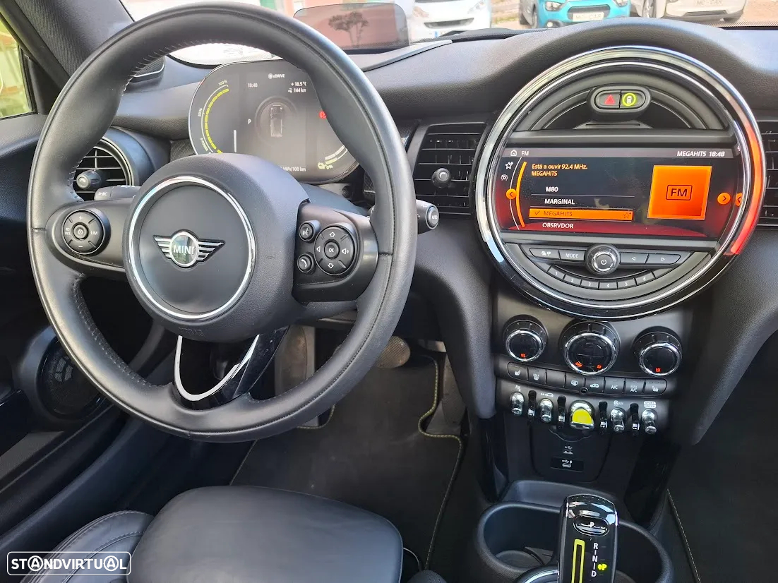 MINI 3 Portas Cooper SE Yours - 10