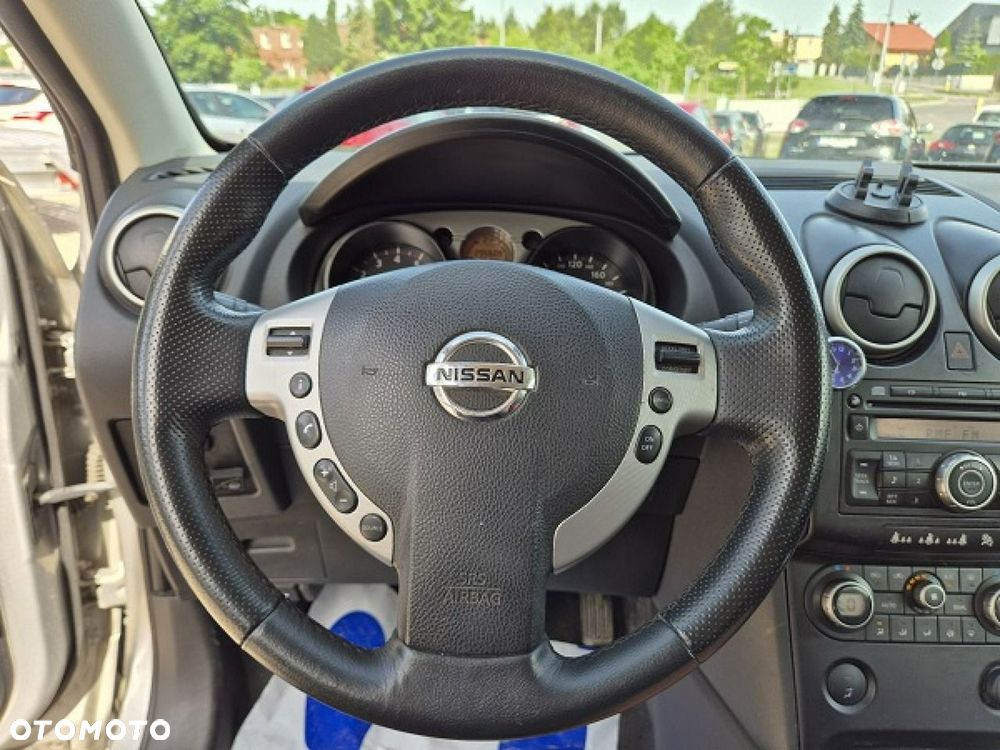 Nissan Qashqai - 16