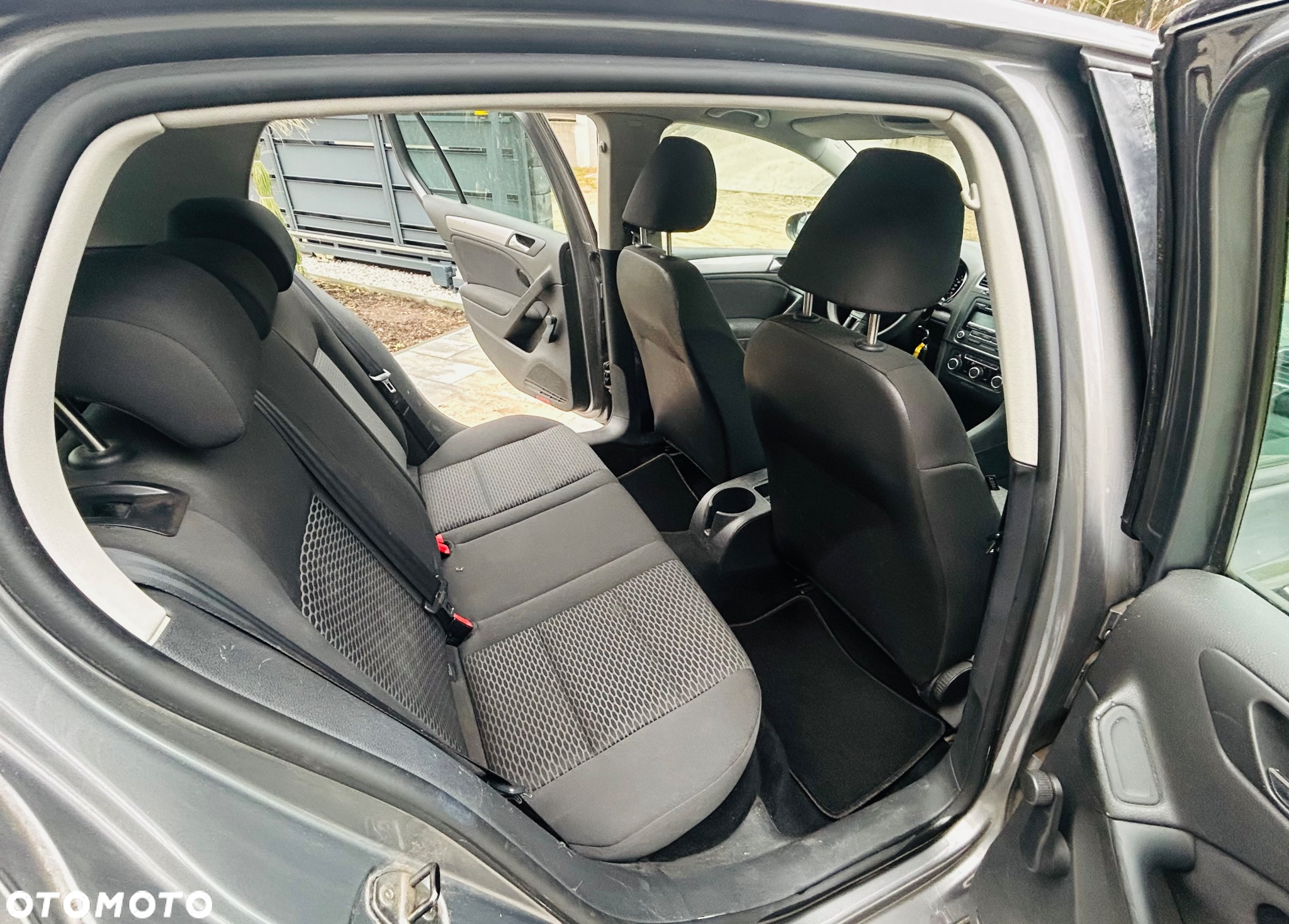 Volkswagen Golf - 11