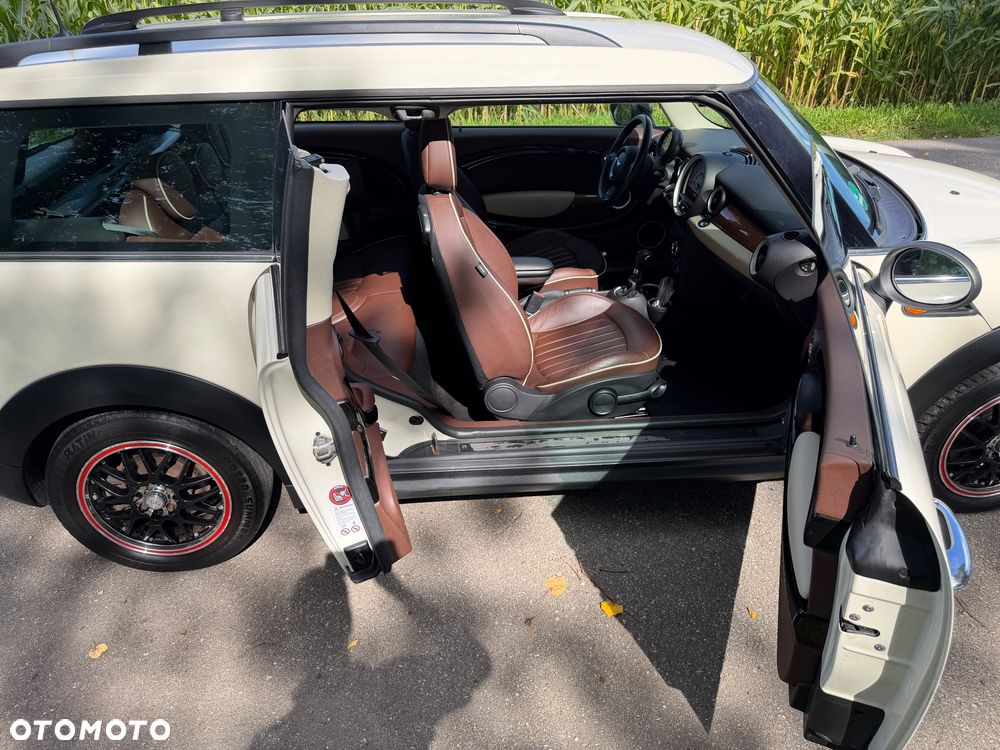 MINI Clubman One Soho - 23