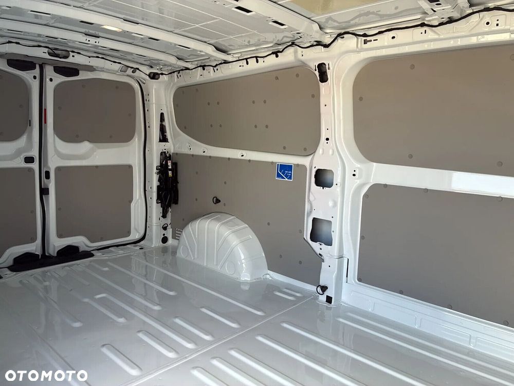 Volkswagen Transporter Furgon AUTOMAT/L2H1, 2.0 TDI 150 KM - 13