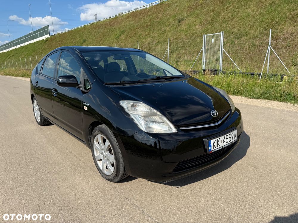 Toyota Prius - 1