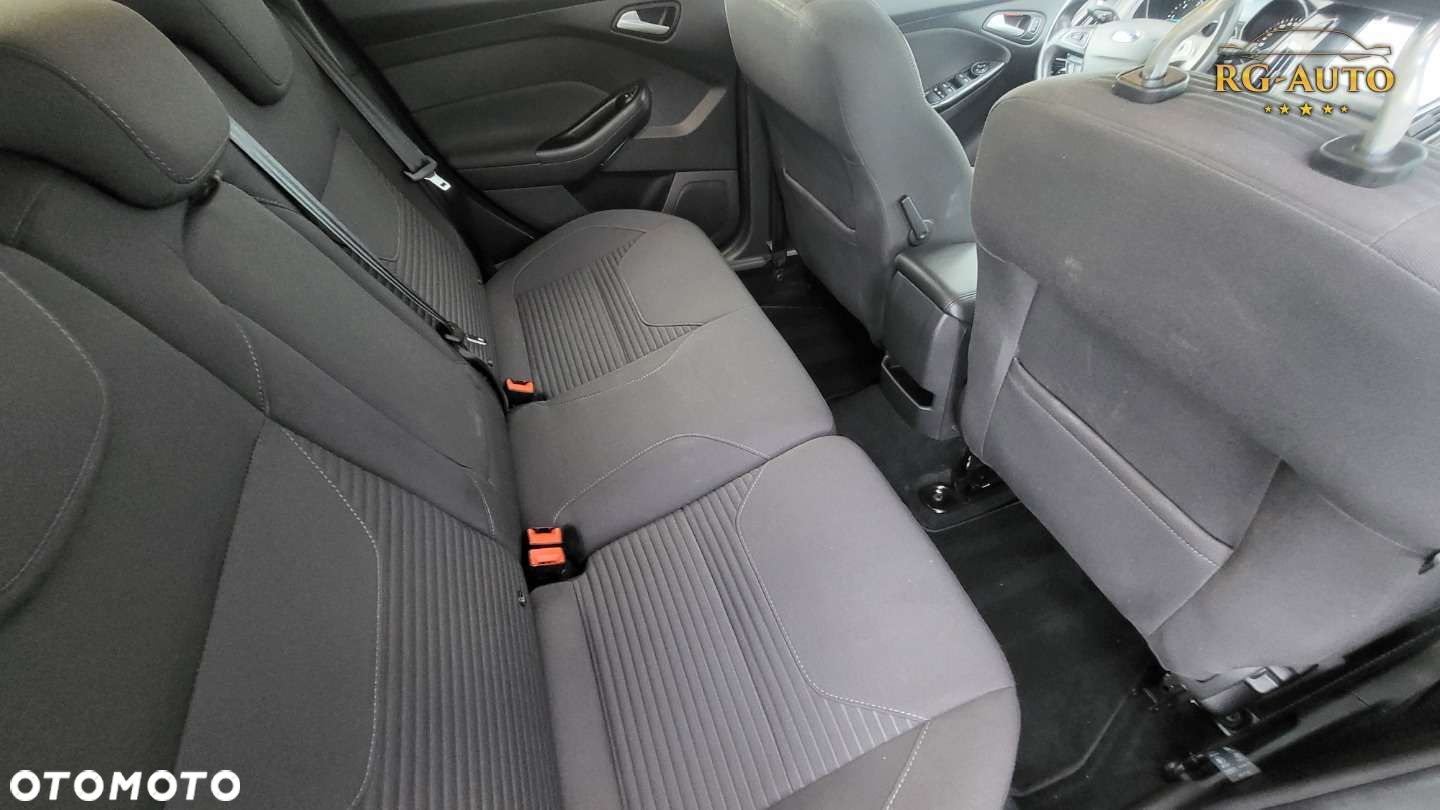 Ford Focus - 28