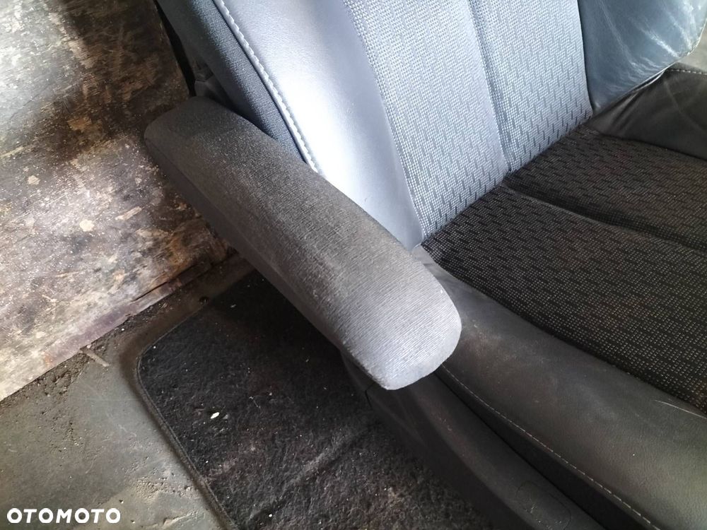 FOTEL LEWY PRZÓD PÓŁSKÓRA STOLIK PODŁOKIETNIK RENAULT ESPACE IV - 4