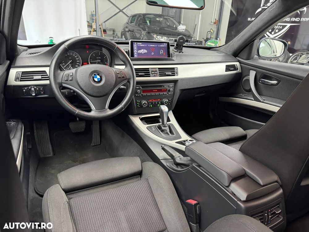 BMW Seria 3 320d DPF Aut. Edition Sport - 4