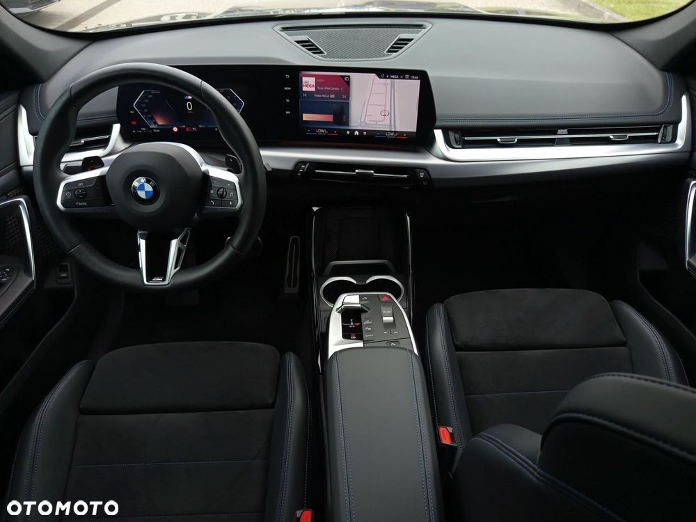 BMW X1 - 13