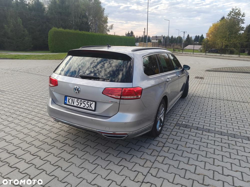 Volkswagen Passat - 9