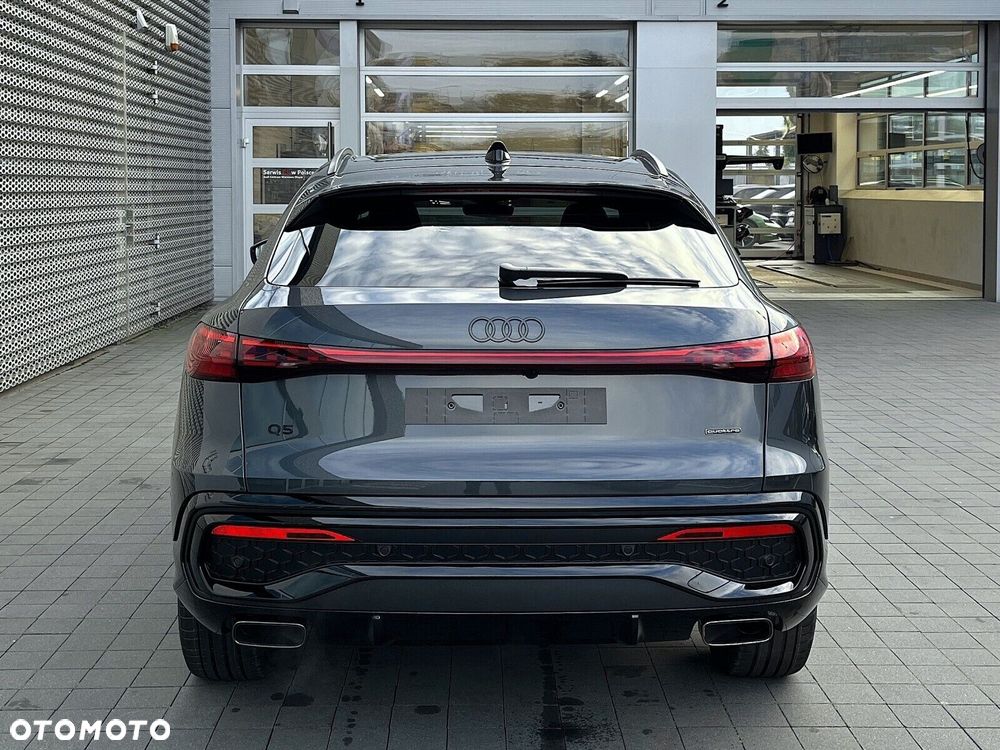 Audi Q5 Sportback - 11