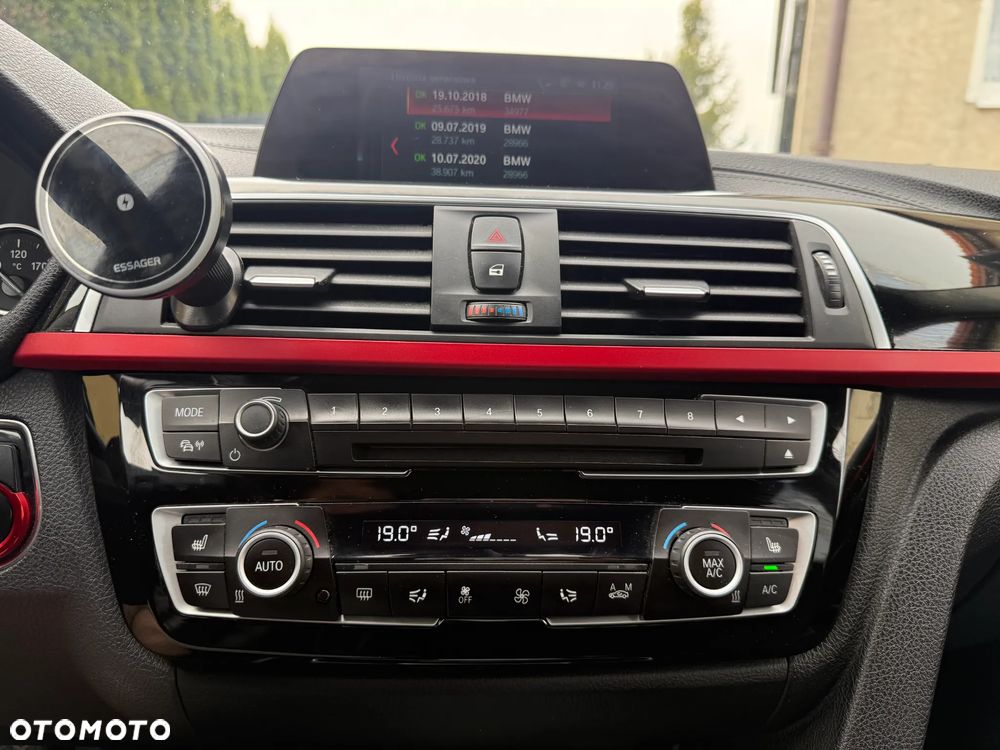 BMW Seria 3 318i Sport Line - 9