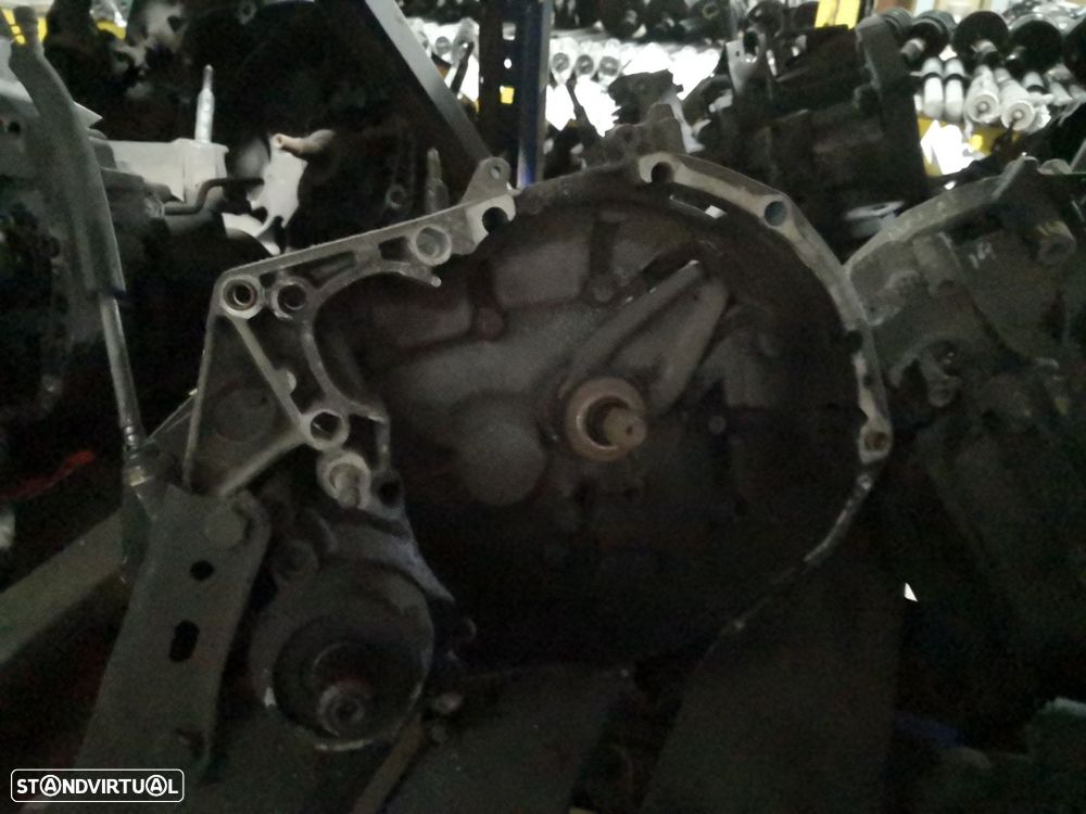 Caixa De Velocidades Renault Express - 2