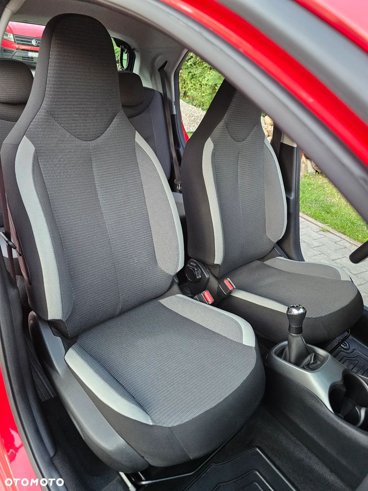 Toyota Aygo 1.0 VVT-i Black Edition - 23
