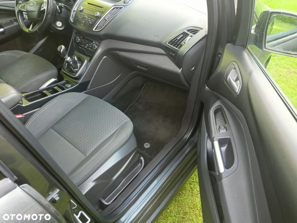 Ford C-MAX - 22