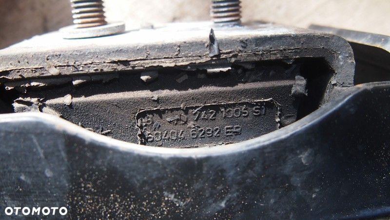 iveco daily łapa silnika ramy mocowanie uchwyt - 4