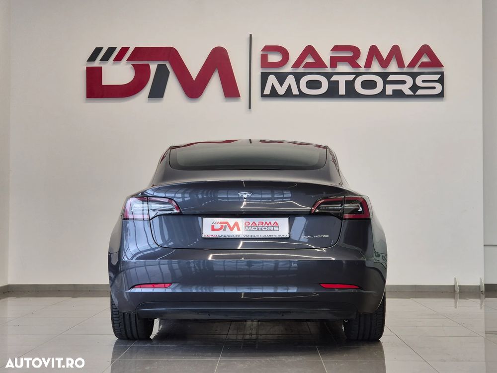 Tesla Model 3 Langstreckenbatterie Allradantrieb Dual Motor - 18