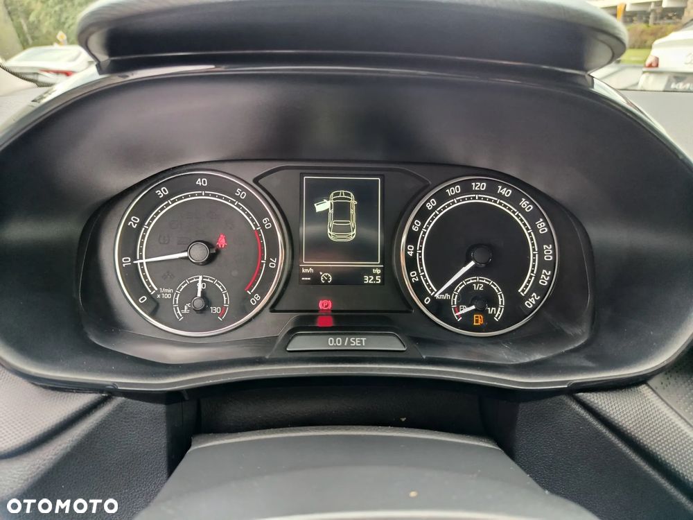 Skoda Fabia 1.0 Ambition - 12