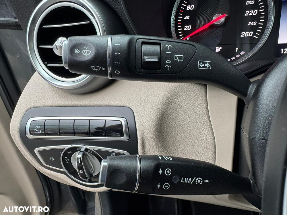 Mercedes-Benz GLC 220 d 4Matic 9G-TRONIC Exclusive - 37