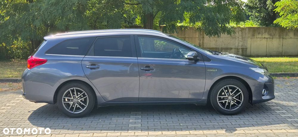 Toyota Auris 1.8 HSD Luna - 8