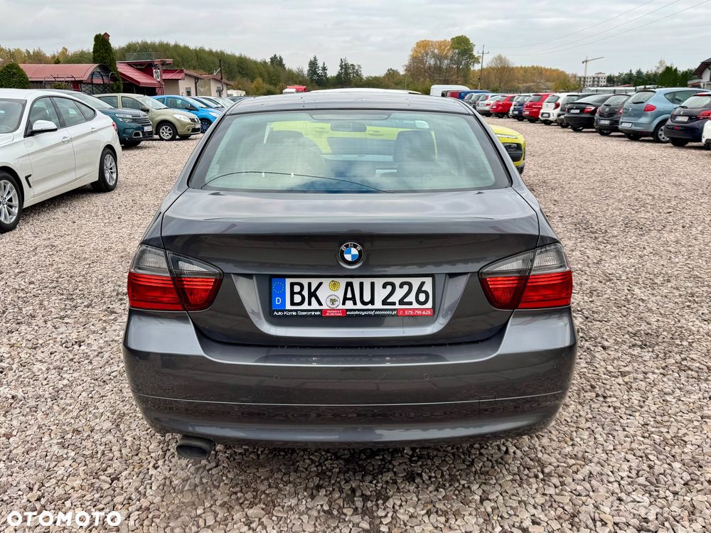 BMW Seria 3 - 13