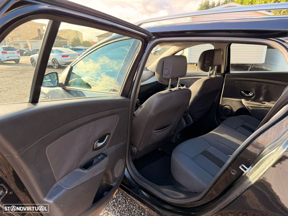 Renault Mégane Sport Tourer 1.5 dCi Dynamique S EDC CO2 Champion - 15