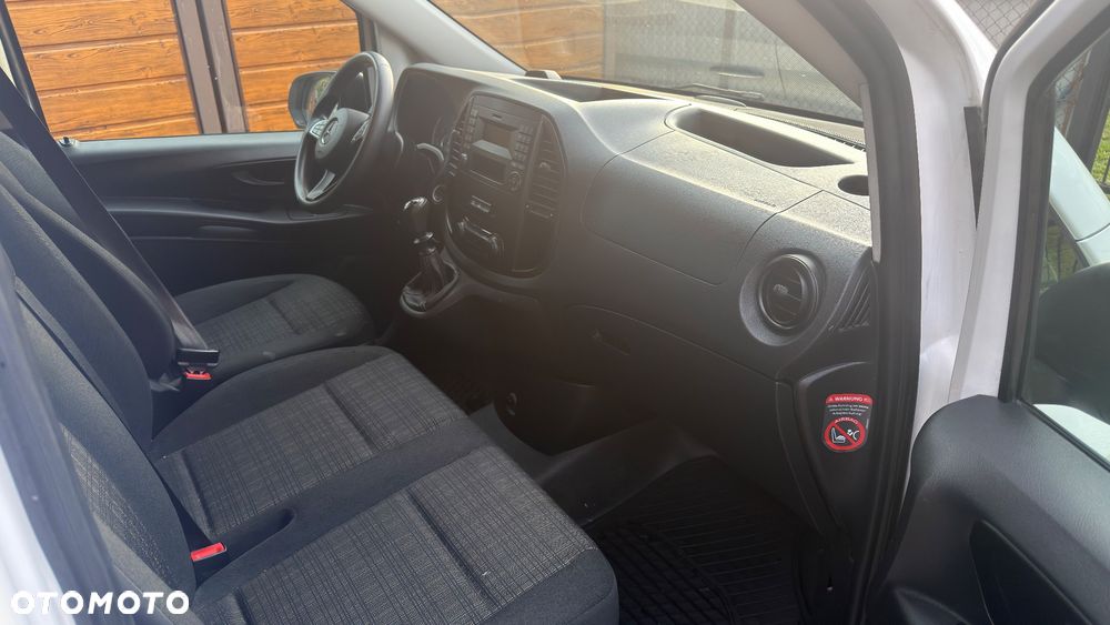 Mercedes-Benz Vito - 22