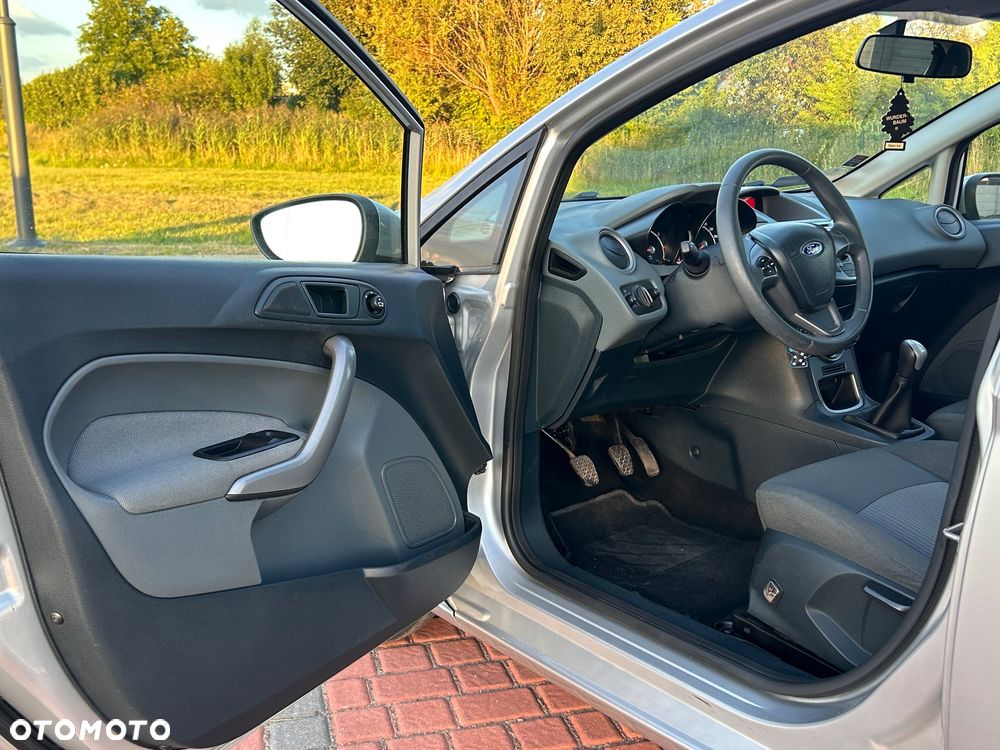 Ford Fiesta 1.25 Trend EU5 - 15