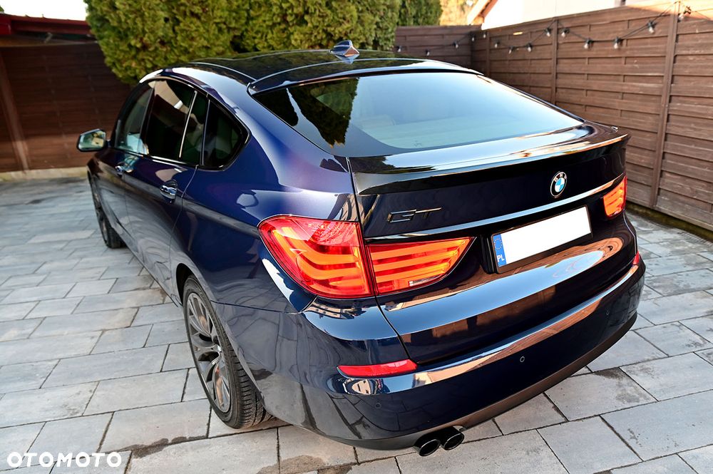 BMW Seria 5 530d xDrive - 12