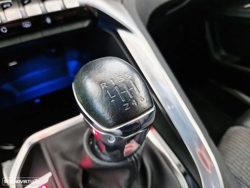 Peugeot 3008 1.5 BlueHDi Active Pack - 39