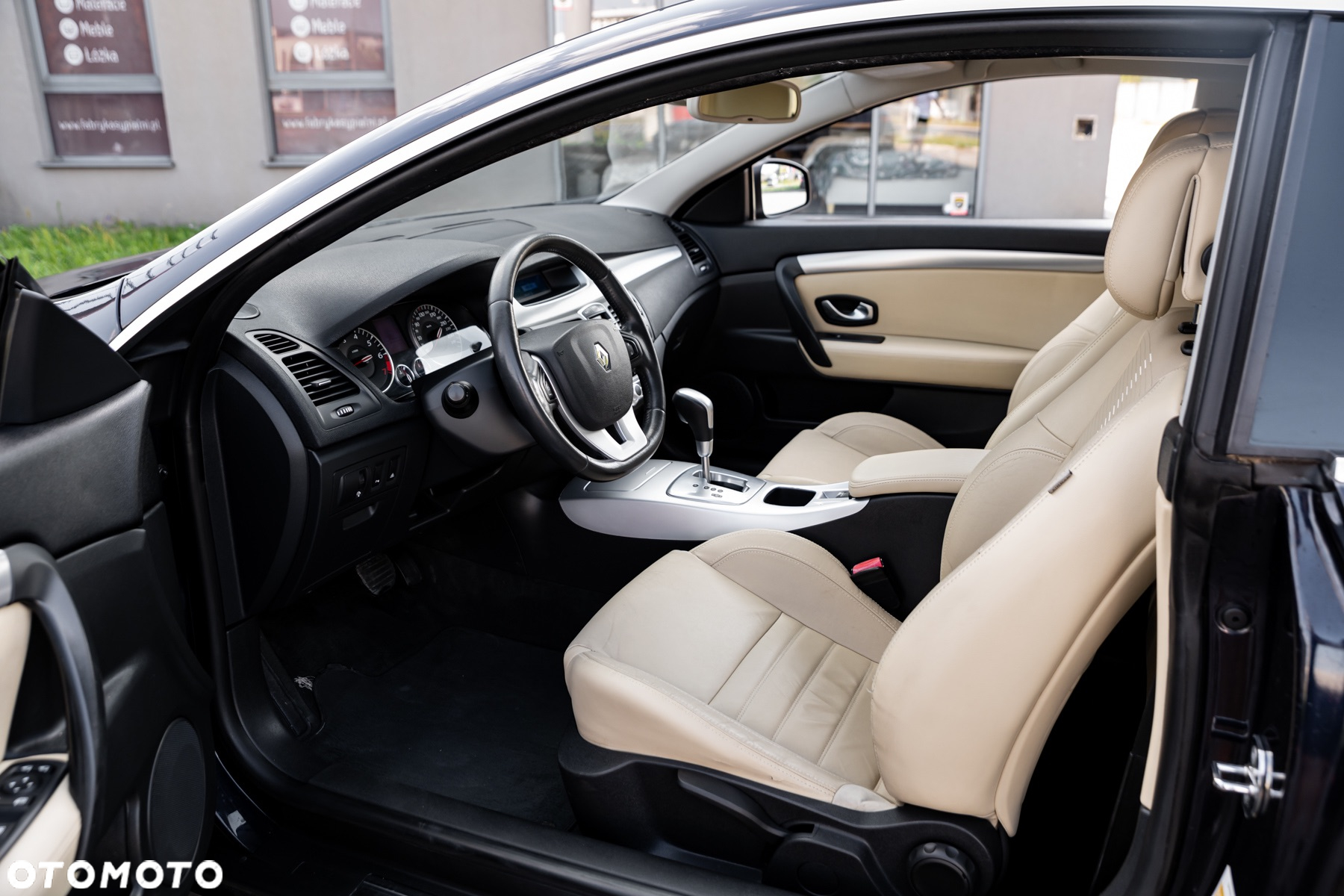 Renault Laguna Coupe TCe 170 - 18