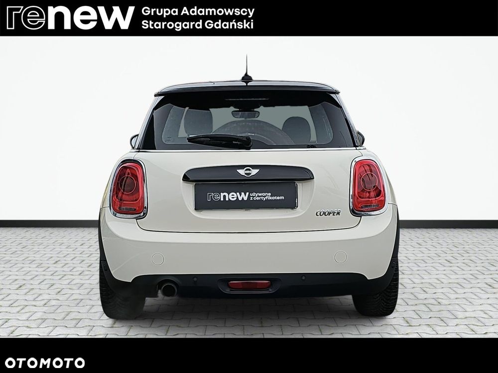 MINI Cooper Standard - 6