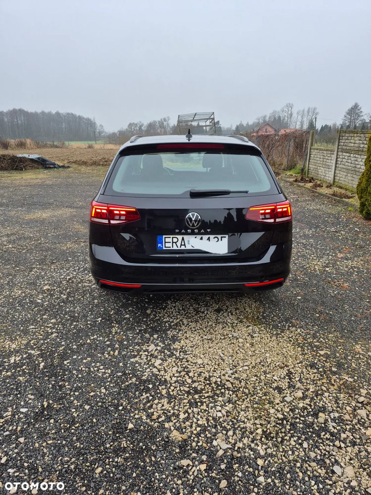 Volkswagen Passat ver-2-0-tdi-scr-dsg-elegance - 8