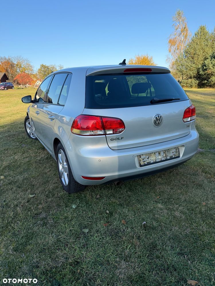 Volkswagen Golf - 5