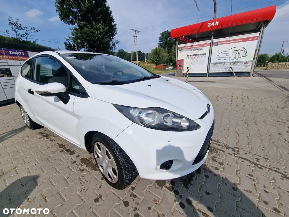 Ford Fiesta - 3