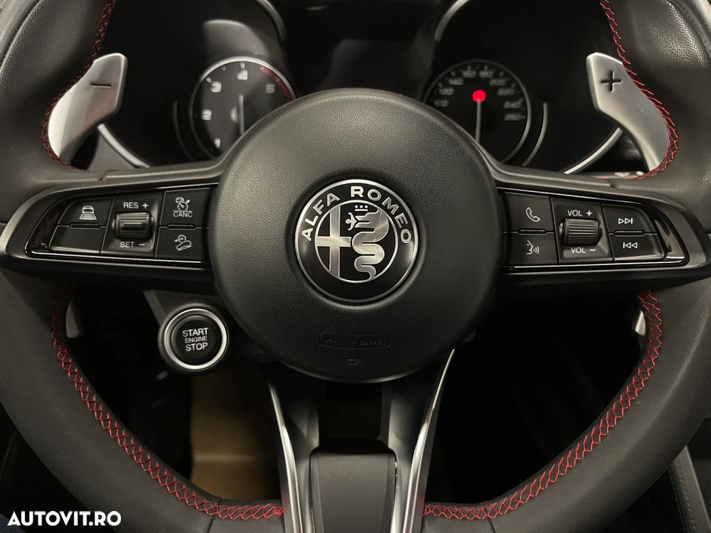 Alfa Romeo Stelvio 2.2 Diesel 16V AT8 Q4 Business - 21
