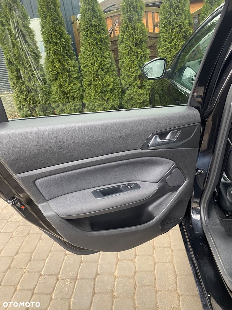 Peugeot 308 BlueHDi 130 Stop & Start Active - 28