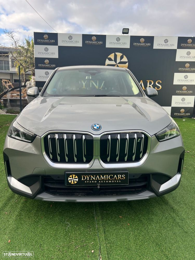 BMW iX1 xDrive30 Pack Desportivo M - 4