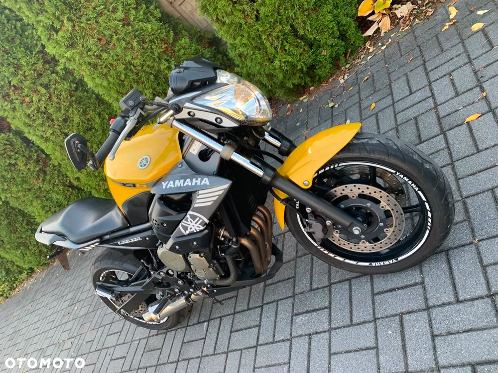 Yamaha XJ - 19