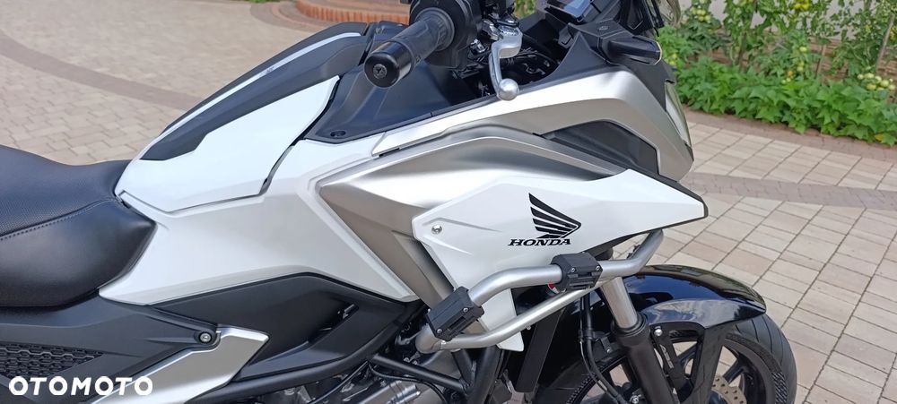 Honda NC - 27