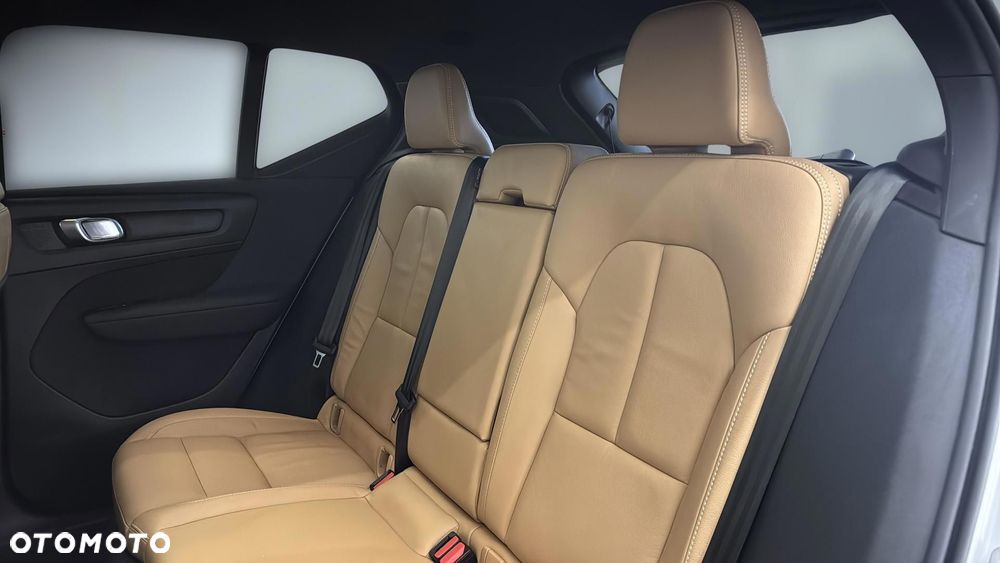 Volvo XC 40 T3 Inscription - 18