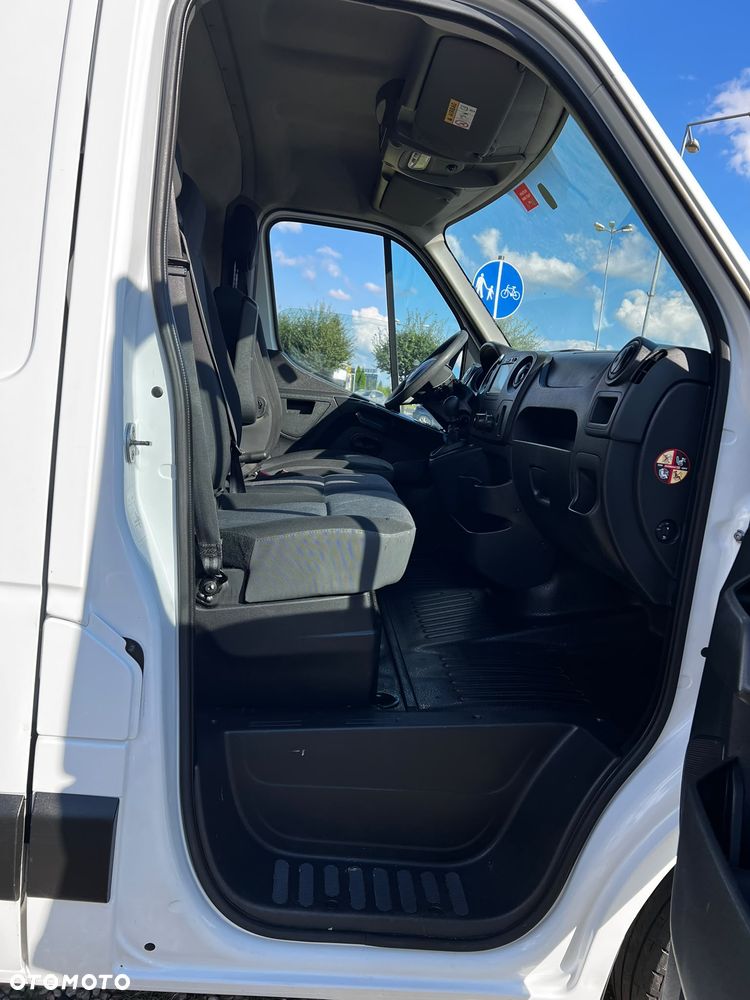Renault Master L2H2 - 11