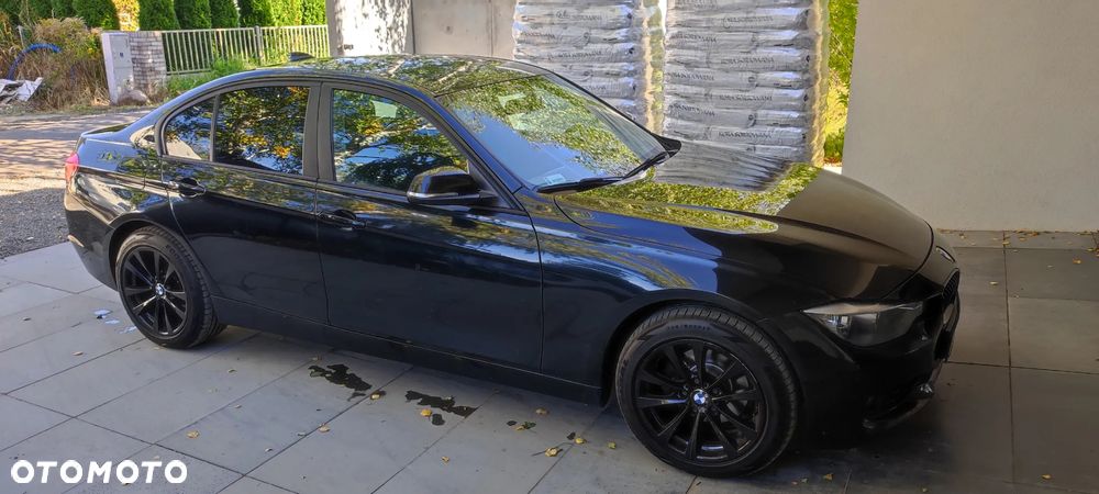 BMW Seria 3 316d - 4
