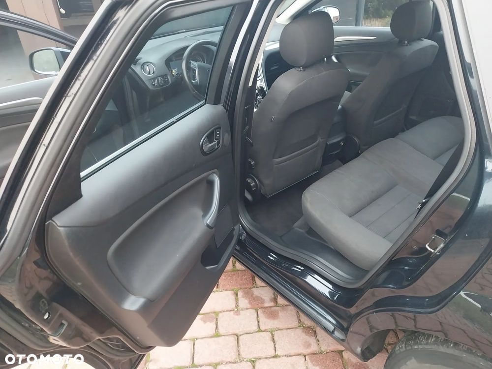 Ford Mondeo 2.0 TDCi Titanium S - 10