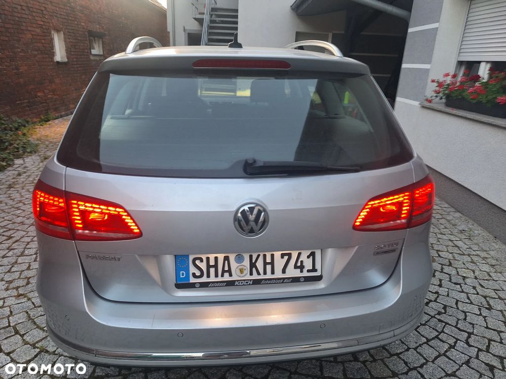 Volkswagen Passat Variant 2.0 TDI BlueMotion Technology Comfortline - 22