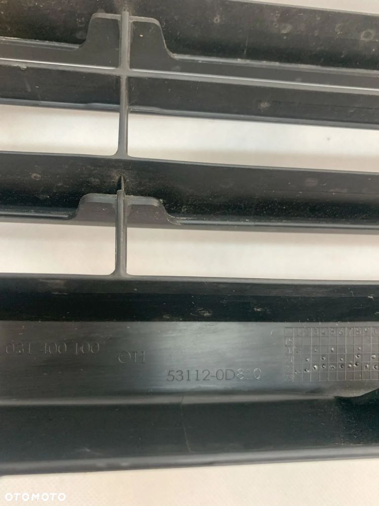 Toyota Yaris 4 IV 20r Atrapa kratka zderzak 2020 - 3