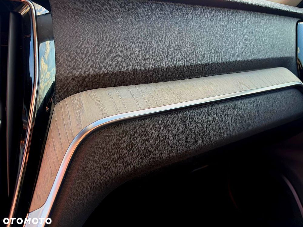 Volvo V60 Cross Country D4 AWD - 24