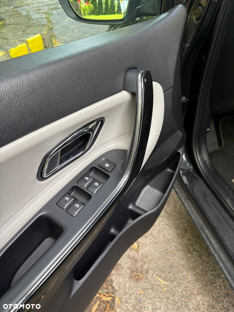 Kia Ceed 1.6 GDI Edition 7 - 10