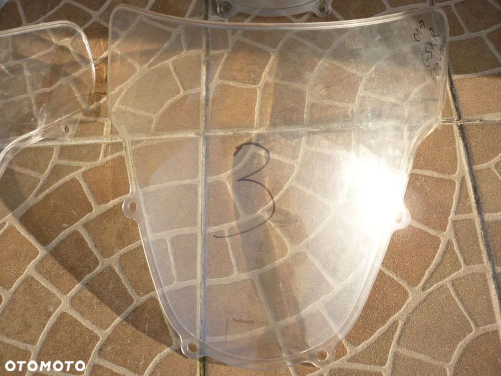 Szyba Suzuki GSX R 600-1000  K1-K3 - 4