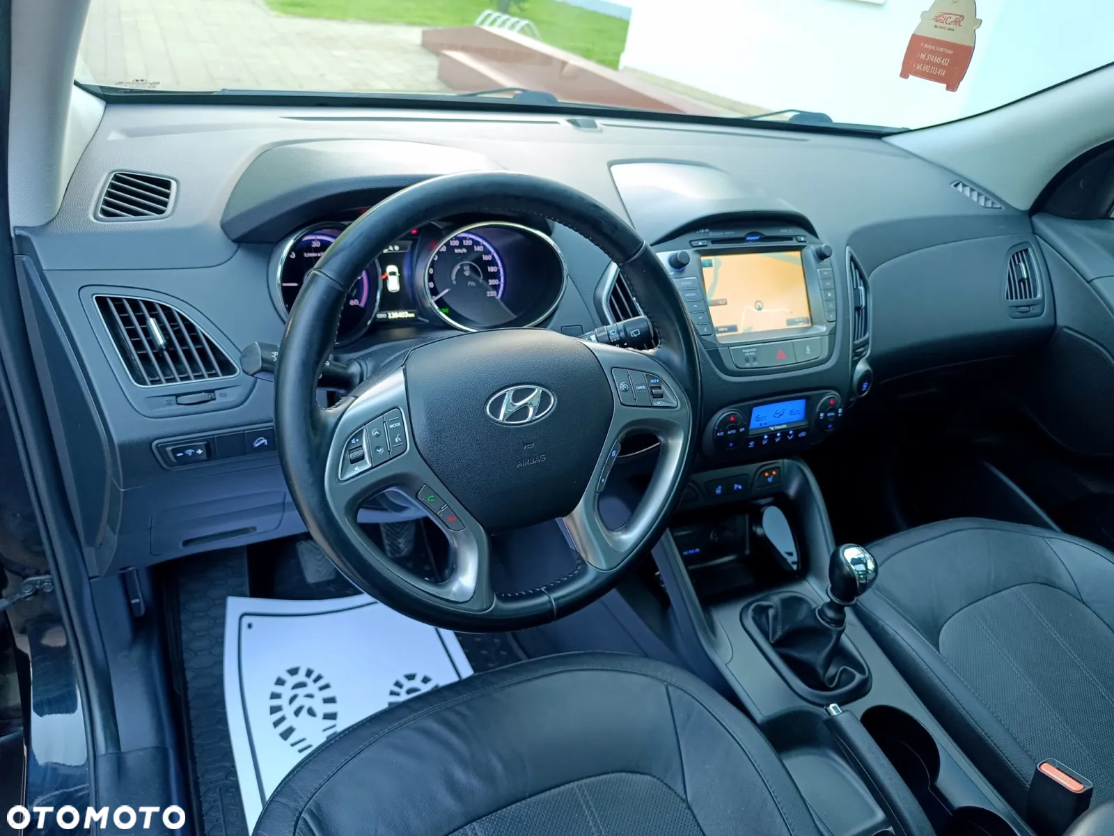 Hyundai ix35 1.7 CRDi 2WD blue Finale Gold - 24