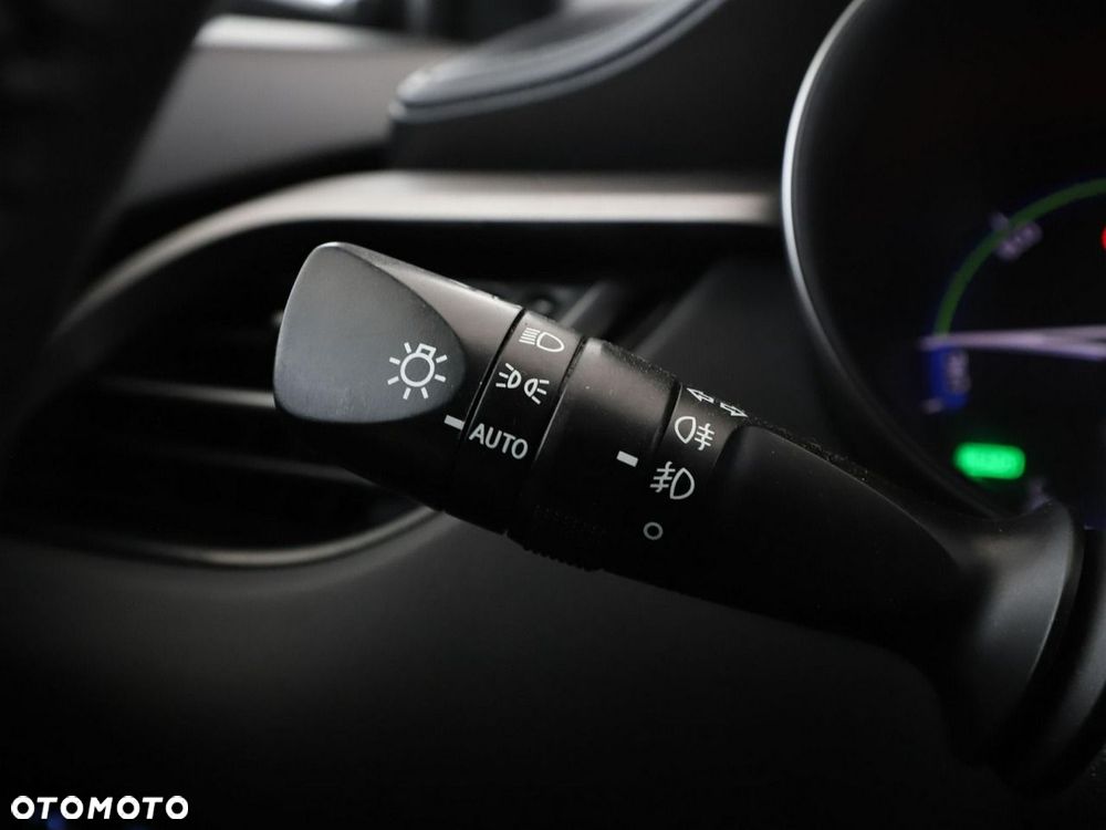 Toyota C-HR 1.8 Hybrid Dynamic - 32